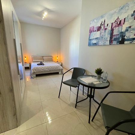Verdi Apartment - Spacious Modern Apartment, Close To Valletta Santa Vennera Eksteriør billede