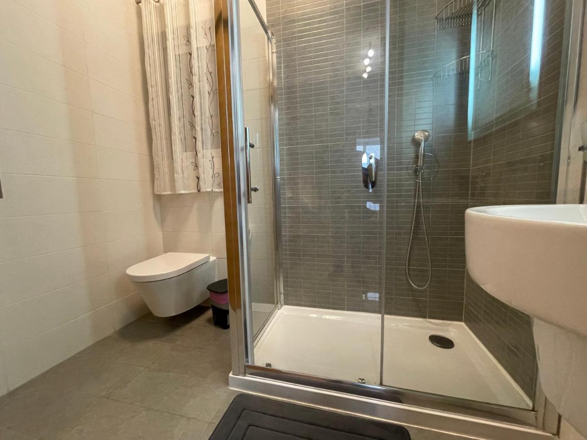 Verdi Apartment - Spacious Modern Apartment, Close To Valletta Santa Vennera Eksteriør billede